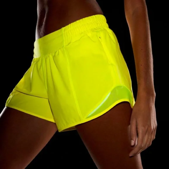 LULULEMON HOTTY HOT LOW-RISE LINED SHORT